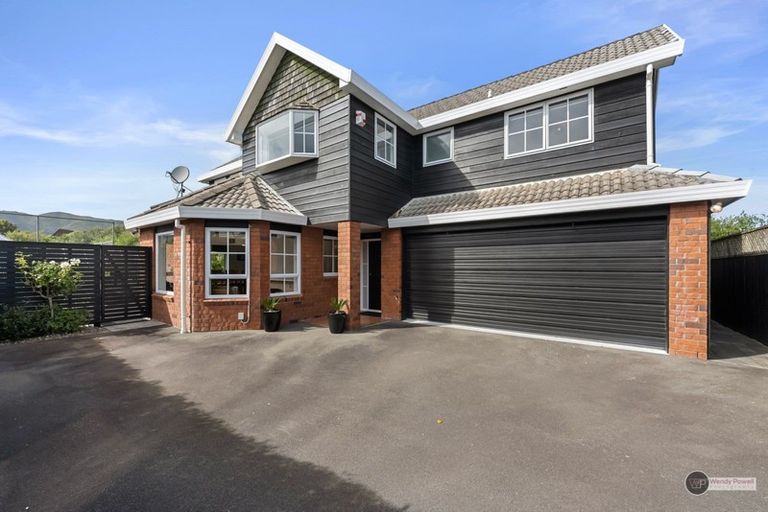 Photo of property in 10a Kauri Street, Woburn, Lower Hutt, 5011