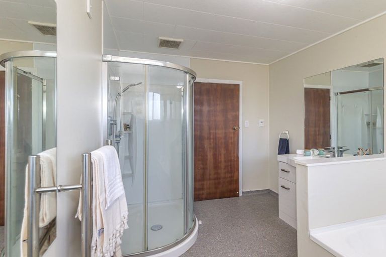 Photo of property in 53 Kennedy Drive, Levin, 5510