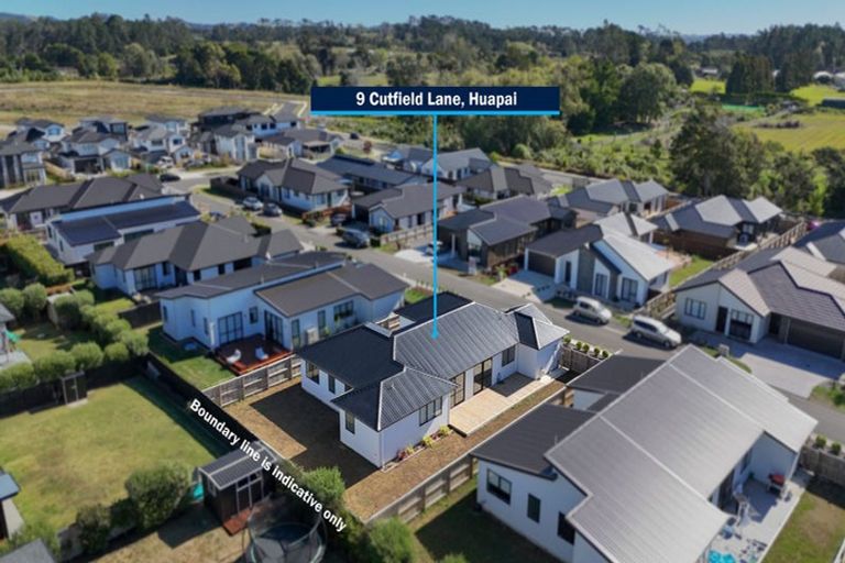 Photo of property in 9 Cutfield Lane, Kumeu, 0810