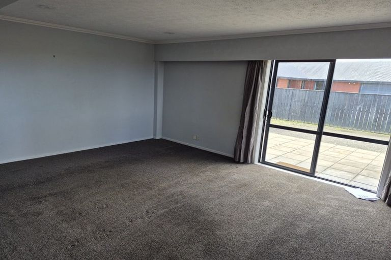 Photo of property in 80 Watt Road, Otatara, Invercargill, 9879