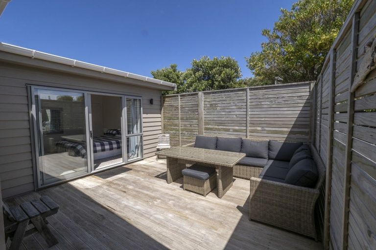 Photo of property in 7 Palm Parade, Riversdale Beach, Masterton, 5872