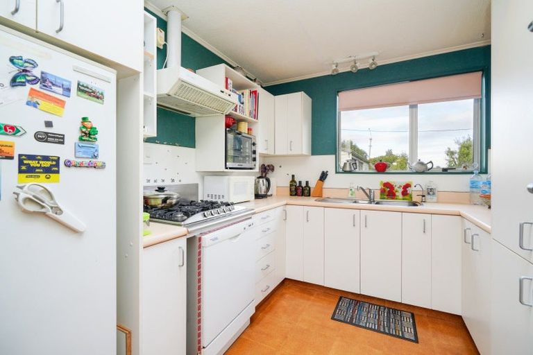 Photo of property in 28 Dunns Road, Otatara, Invercargill, 9879