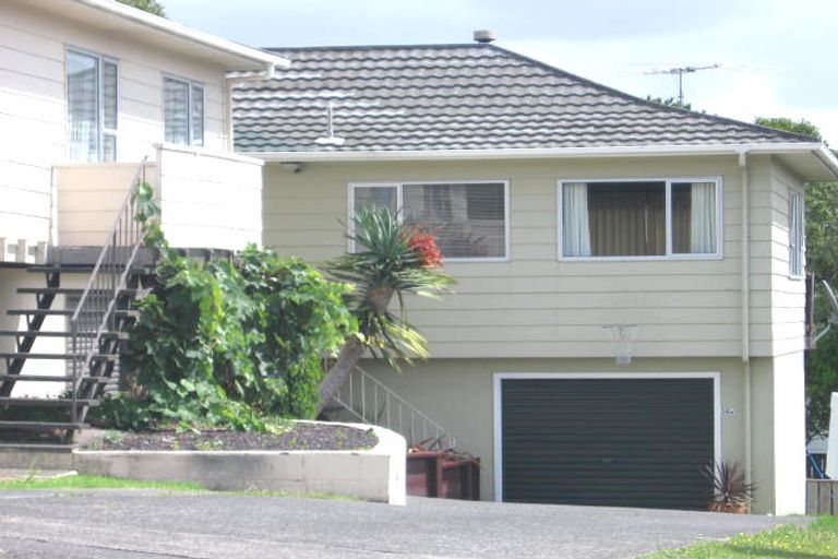 Photo of property in 2/26 Bayview Road, Bayview, Auckland, 0629