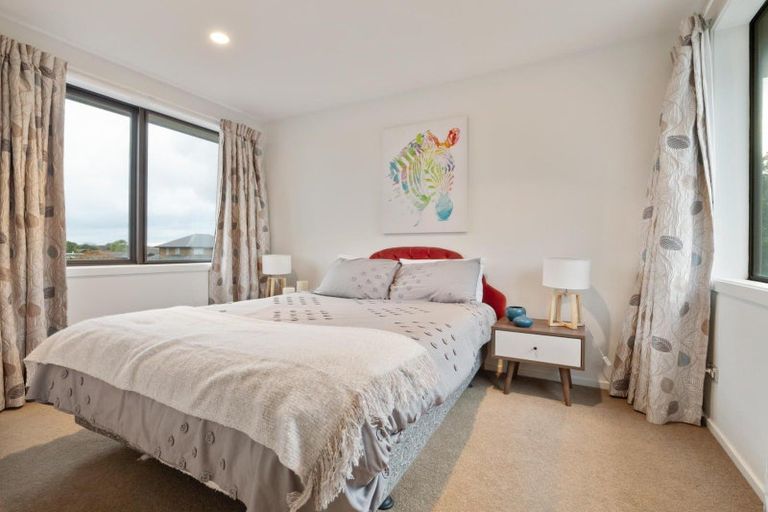 Photo of property in 44 Bottle Lake Drive, Parklands, Christchurch, 8083