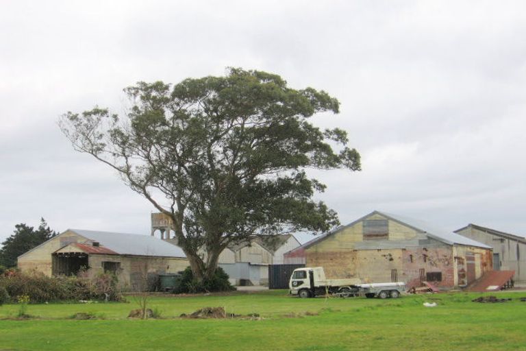 Photo of property in 10 Ravensworth Place, Foxton, 4814