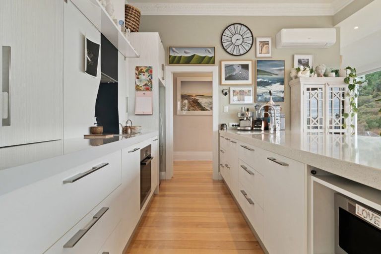 Photo of property in 114 Cliffs Road, Saint Clair, Dunedin, 9012