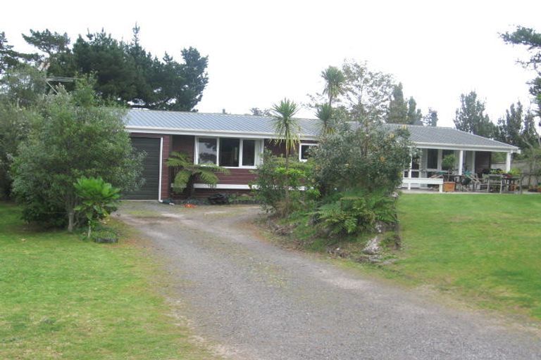 Photo of property in 113 Karaka Place, Matarangi, Whitianga, 3592