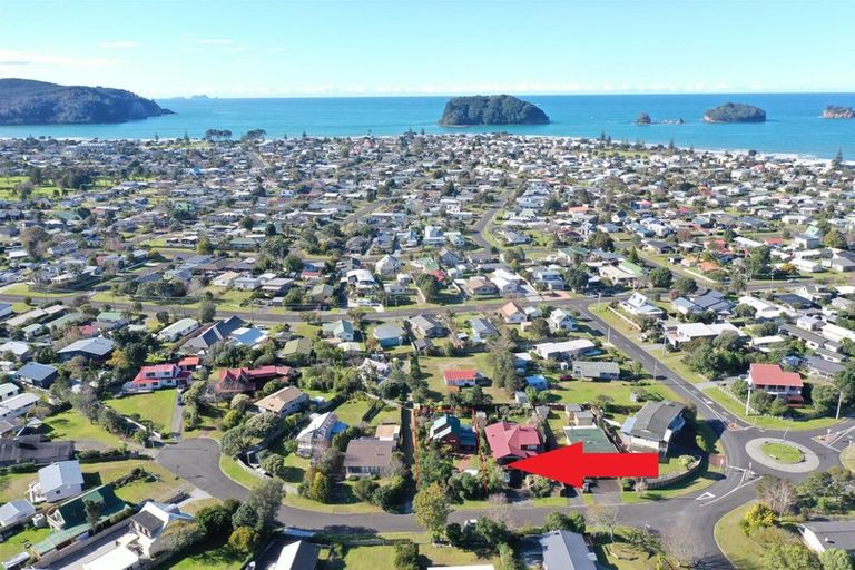Photo of property in 111 Brook Place, Whangamata, 3620
