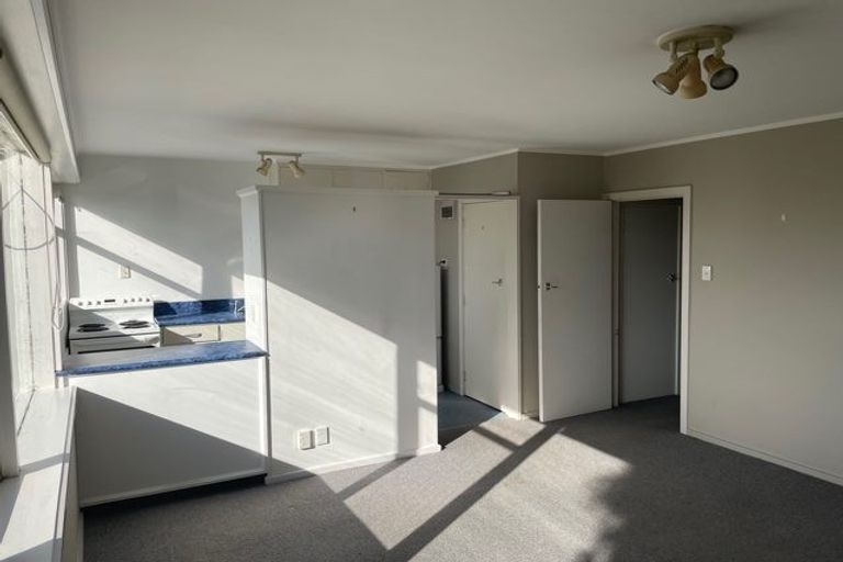 Photo of property in 4 Raroa Road, Kelburn, Wellington, 6012