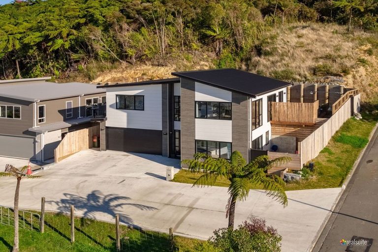 Photo of property in 4b Lindis Lane, Kelson, Lower Hutt, 5010
