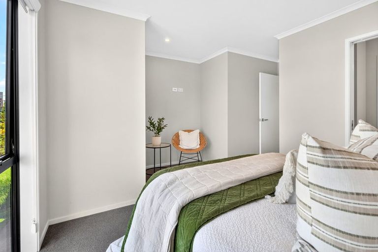 Photo of property in 46 Hobsonville Point Road, Hobsonville, Auckland, 0616