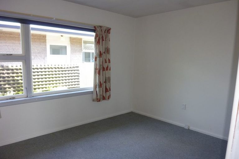Photo of property in 2 Blanray Place, Bishopdale, Christchurch, 8053