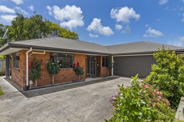 Photo of property in 9a Wilton Street, Westown, New Plymouth, 4310