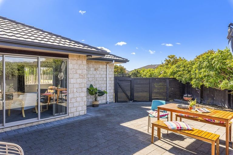 Photo of property in 10 Manhattan Court, Paraparaumu Beach, Paraparaumu, 5032