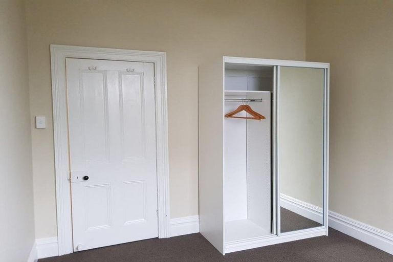 Photo of property in 122 Osborne Street, Waltham, Christchurch, 8011