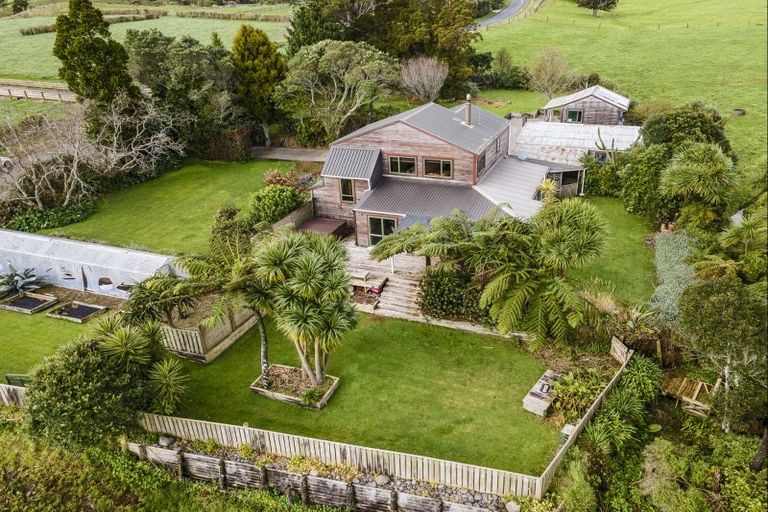 Photo of property in 612 Plymouth Road, Koru, New Plymouth, 4374
