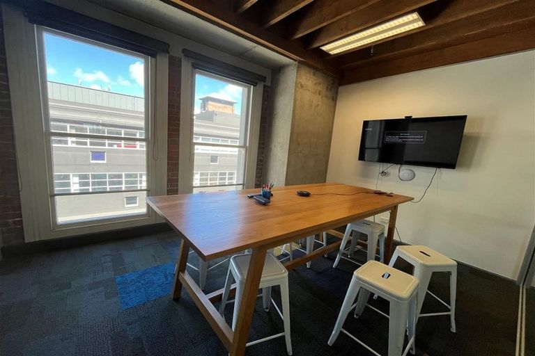 Photo of property in Nzx Centre, 13/11 Cable Street, Wellington Central, Wellington, 6011