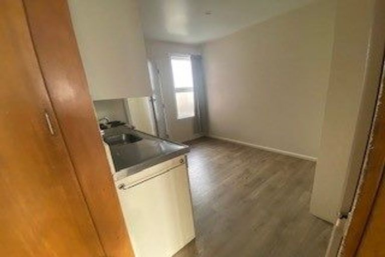 Photo of property in 253 Main South Road, Hornby, Christchurch, 8042