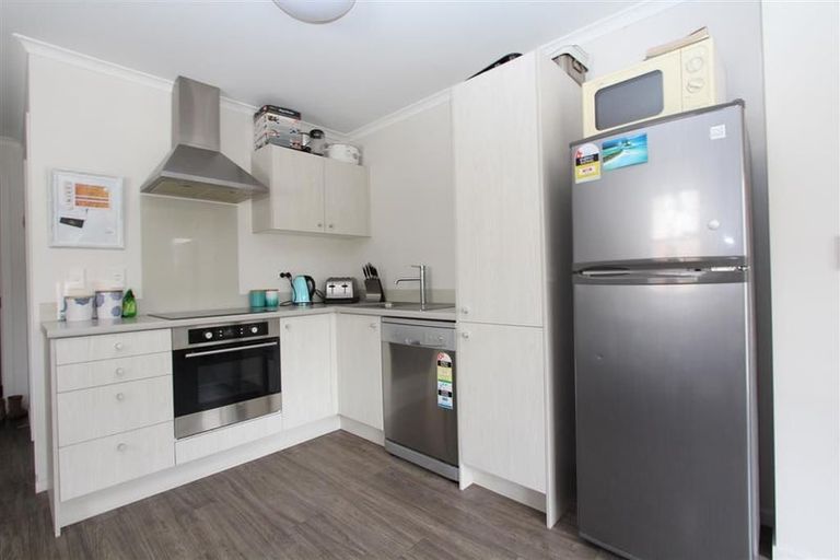 Photo of property in 10 Chiefs Court, Hamilton East, Hamilton, 3216