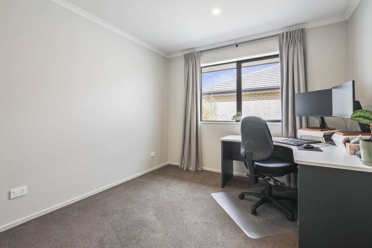 Photo of property in 42 Karere Avenue, Marshland, Christchurch, 8083