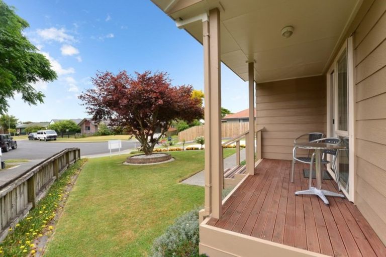Photo of property in 17 Drake Place, Fairview Downs, Hamilton, 3214