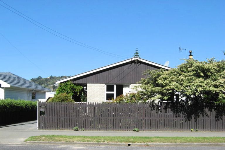 Photo of property in 65 Wakefield Avenue, Sumner, Christchurch, 8081