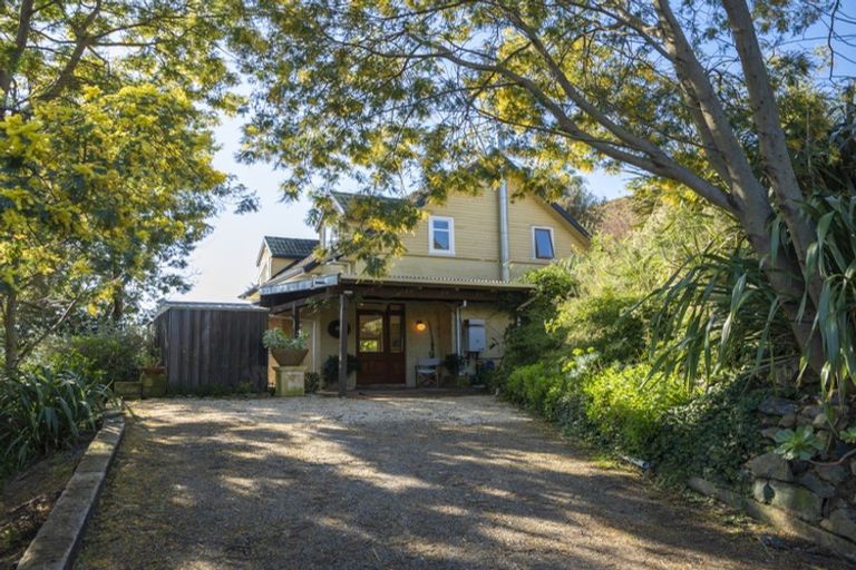 Photo of property in 51 Boons Valley Road, Waikawa, Picton, 7220