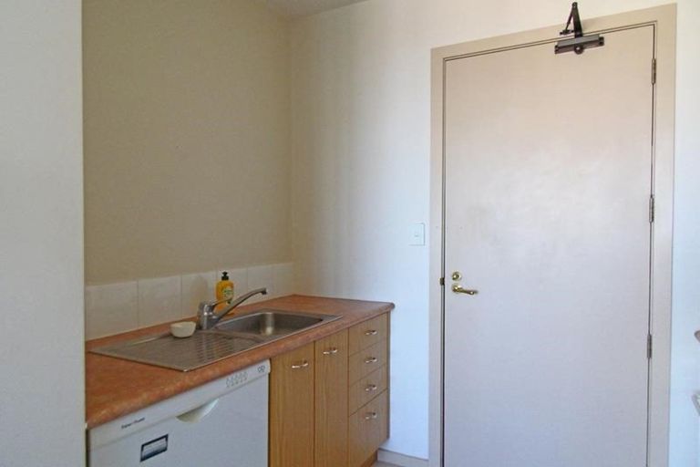 Photo of property in 14 Waterloo Street, Howick, Auckland, 2014