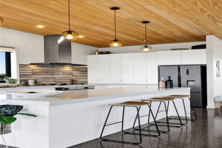 Photo of property in 16a Links Drive, Waiwhakaiho, New Plymouth, 4312