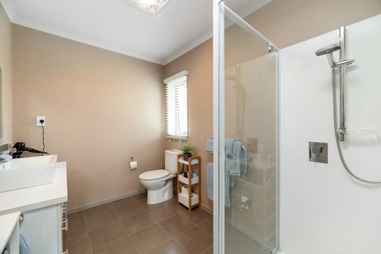 Photo of property in 110 Oriental Parade, Papamoa Beach, Papamoa, 3118