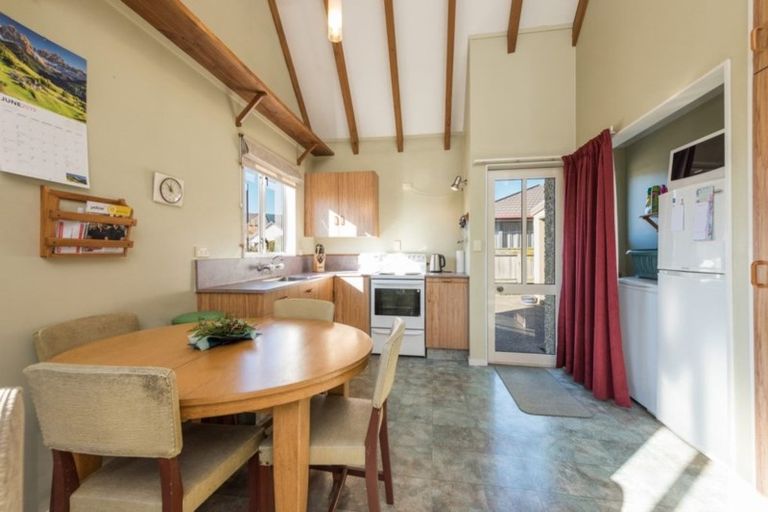 Photo of property in 28 Maple Crescent, Richmond, 7020