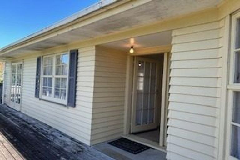 Photo of property in 10 Dunraven Place, Torbay, Auckland, 0630