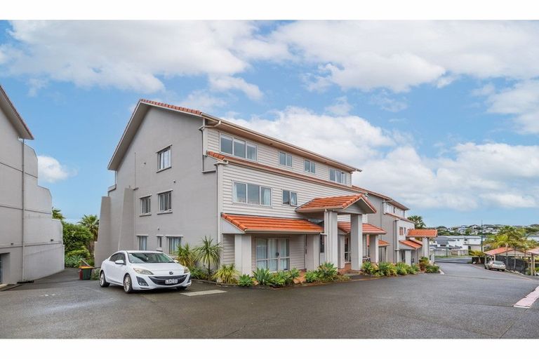 Photo of property in Santa Rosa, 40/340 Gulf Harbour Drive, Gulf Harbour, Whangaparaoa, 0930