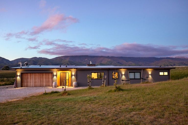 Photo of property in 213 Nelsen Ridge Road, Waikerikeri, Alexandra, 9393