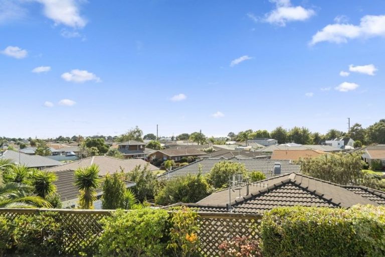 Photo of property in 9a Plateau Heights, Mount Maunganui, 3116