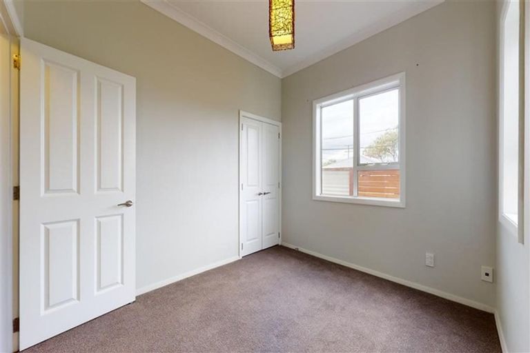 Photo of property in 30 South Street, Petone, Lower Hutt, 5012