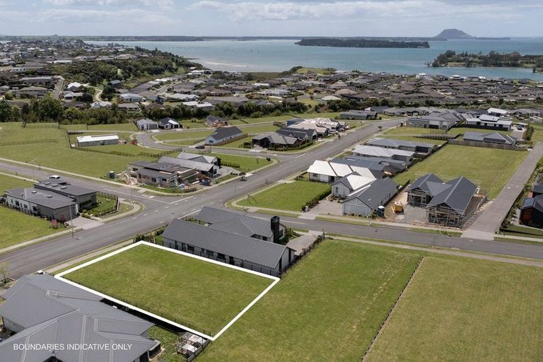Photo of property in 32 Ridge Drive, Omokoroa, 3114