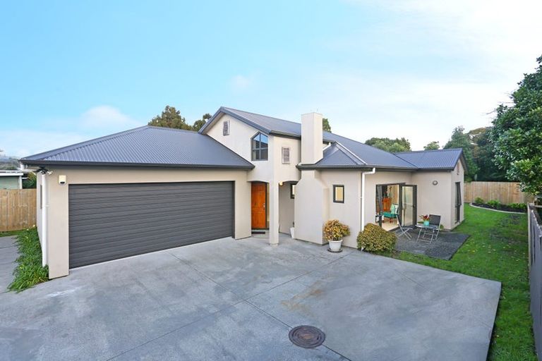 Photo of property in 107a Glendale Road, Glen Eden, Auckland, 0602