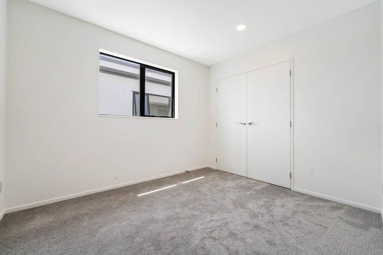 Photo of property in 5 Clara Road, Silverdale, 0932