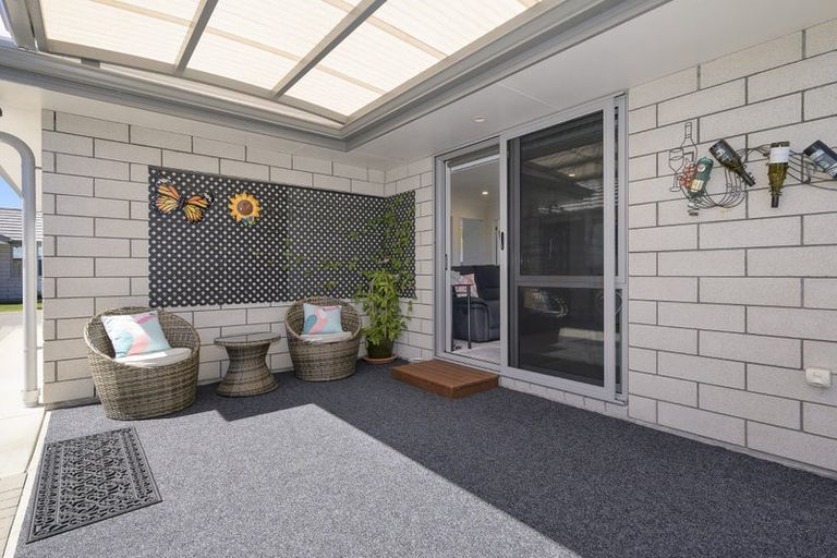 Photo of property in 32 Arrow Close, Papamoa, 3118