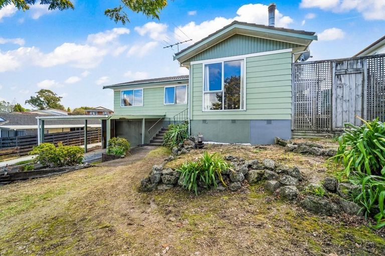 Photo of property in 7 Cushla Place, Massey, Auckland, 0614