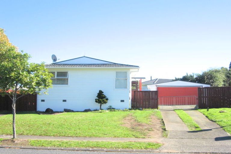 Photo of property in 46 Aarts Avenue, Manurewa, Auckland, 2102