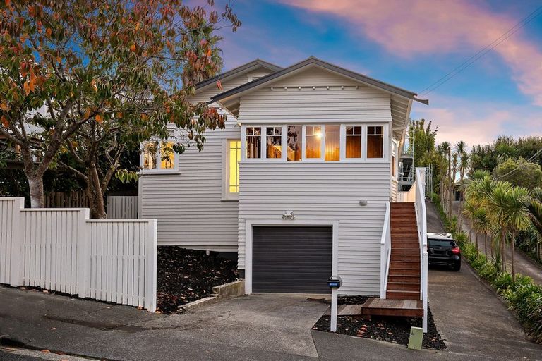 Photo of property in 19b Larchwood Avenue, Westmere, Auckland, 1022