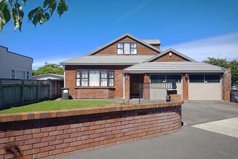 Photo of property in 5 Anderson Grove, Epuni, Lower Hutt, 5011