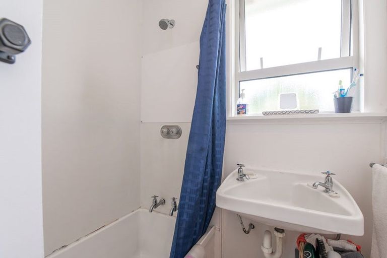 Photo of property in 35 Park Road, Western Heights, Rotorua, 3015