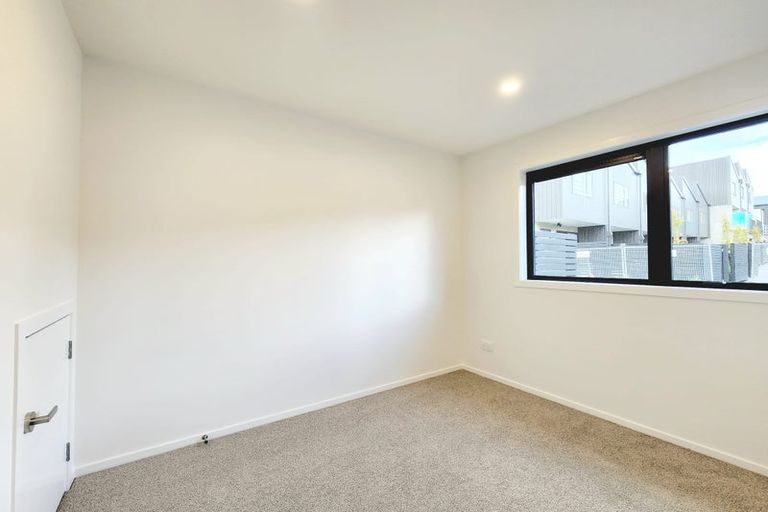 Photo of property in 15/28 Westgate Drive, Westgate, Auckland, 0614