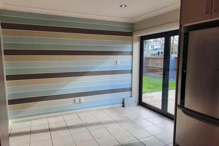 Photo of property in 21 Scotston Avenue, St Albans, Christchurch, 8052