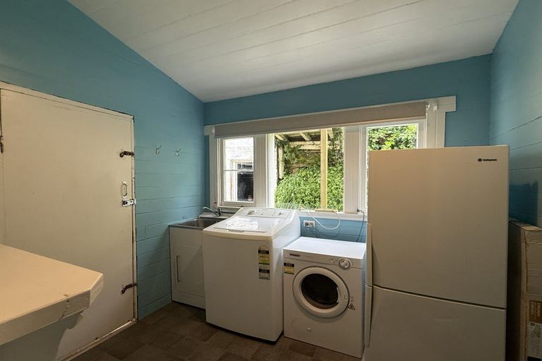 Photo of property in 4 Myrtle Crescent, Mount Cook, Wellington, 6021