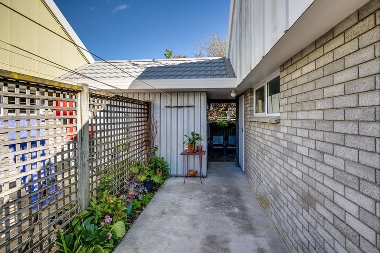 Photo of property in 3/102 Terrace Road, Parkvale, Hastings, 4122