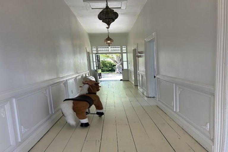 Photo of property in 36 Main Street, Greytown, 5712